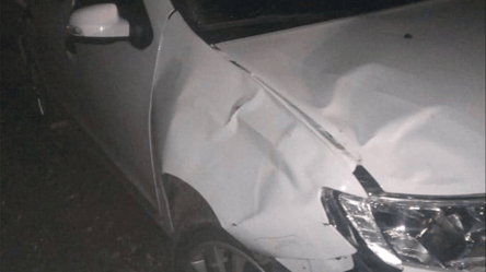 На Хмельниччині водій авто наїхав на двох пішоходів: загинула 18-річна дівчина - 285x160