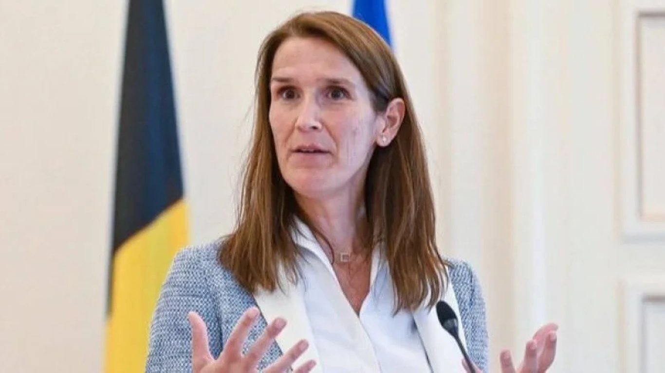 Глава МИД Бельгии Софи Вильмес подала в отставку