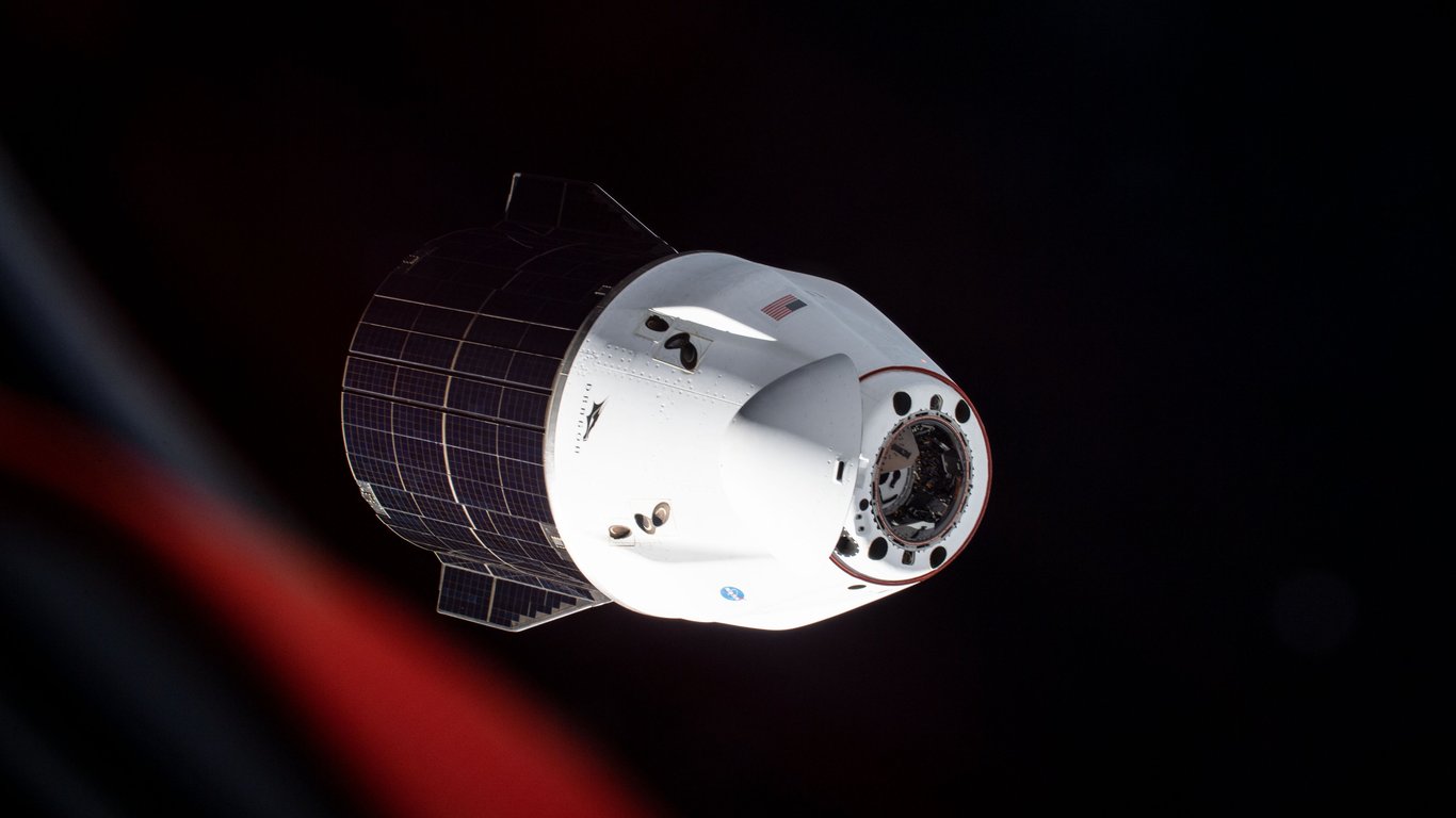 Капсула компании SpaceX успешно вернулась на Землю