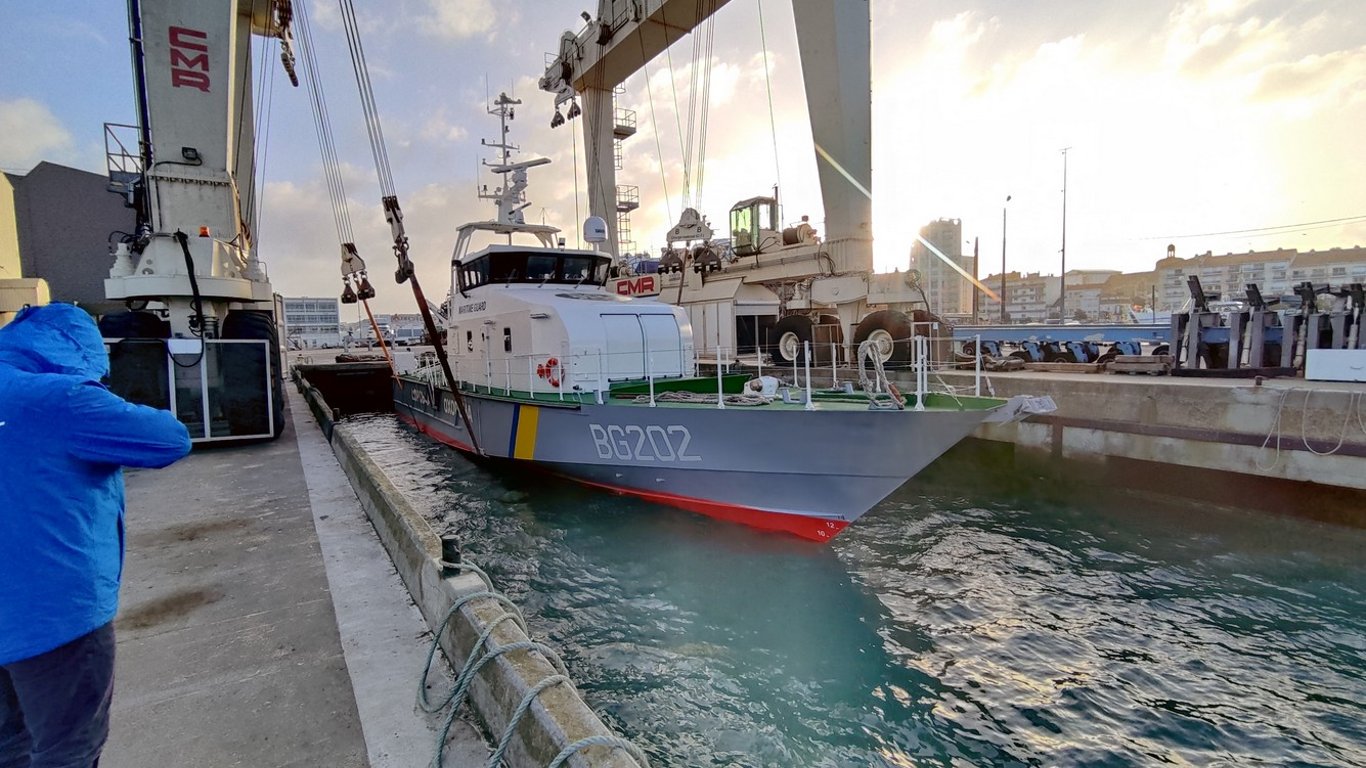 Во Франции спустили на воду второй катер для Одесской морской охраны