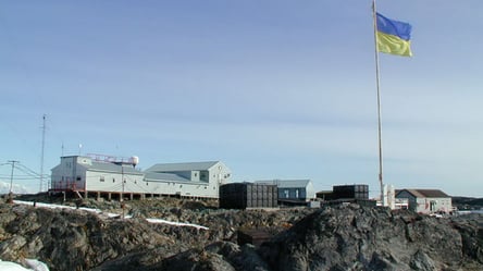 До 26-річчя станції "Академік Вернадський" в Антарктиді влаштували екскурсію. Відео - 285x160