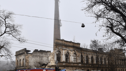 Судьба "Полярной звезды": почему исторический памятник Одессы столько времени без внимания и будет ли реставрация. Видео - 285x160