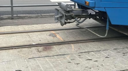 В Одессе мужчина попал под трамвай и остался жив - 285x160