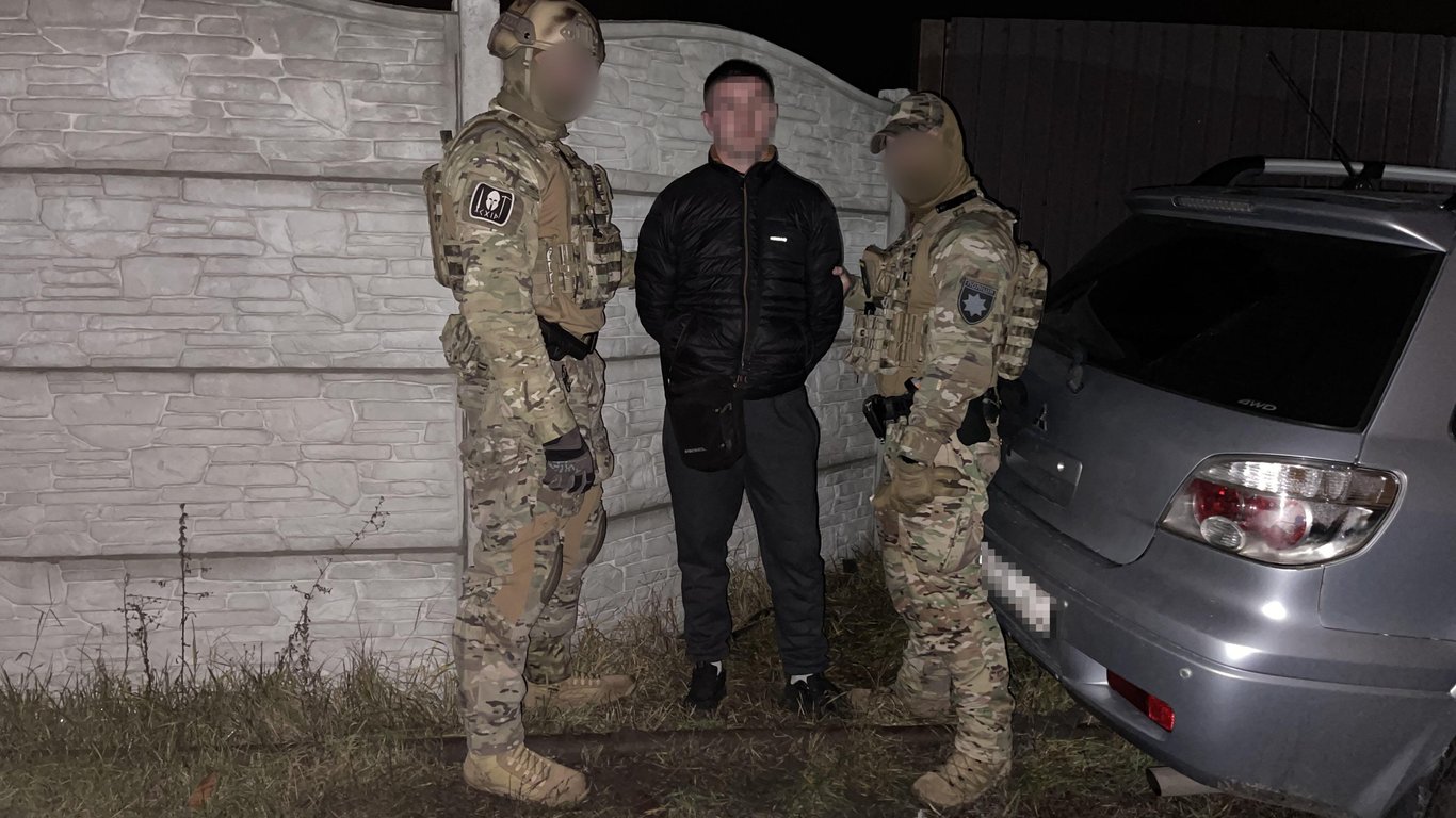 В Харькове спецназовцы задержали мужчину, который угнал автомобиль