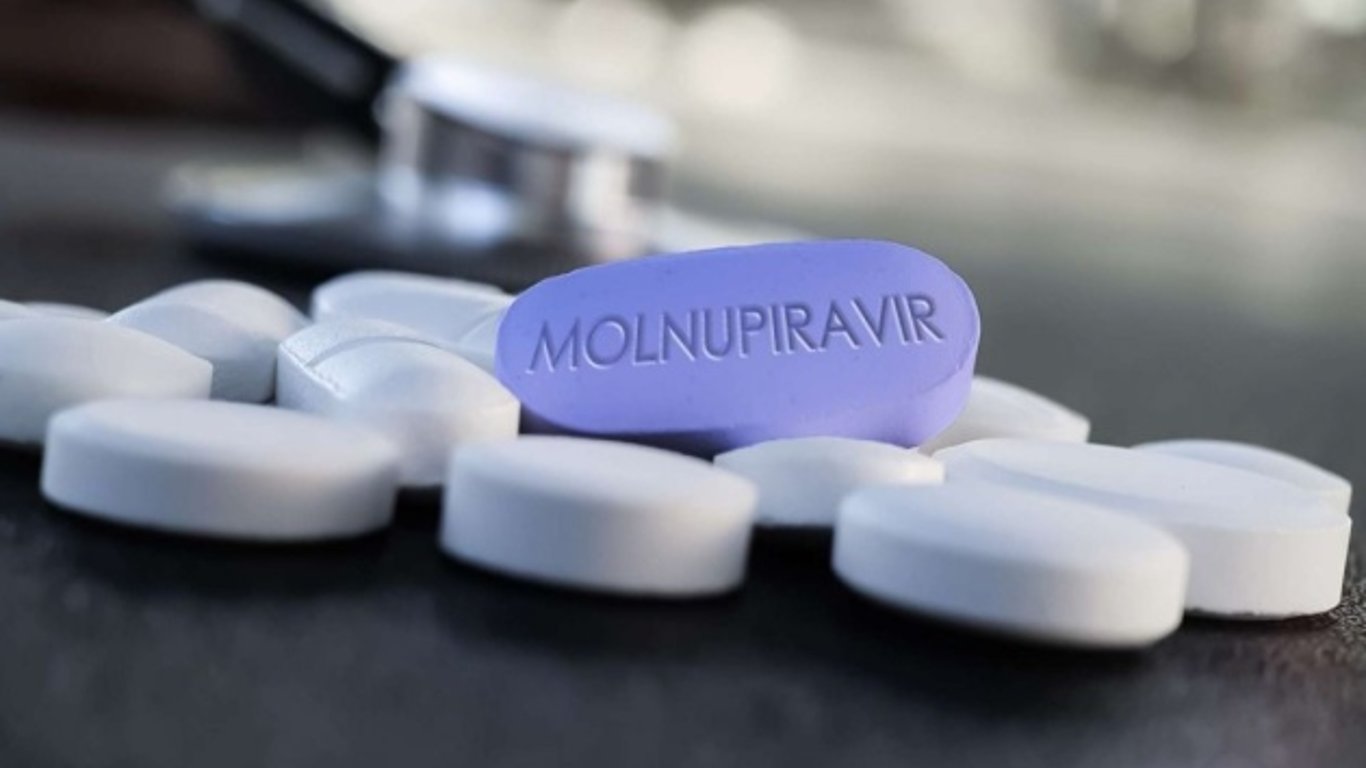 Украина ожидает первую партию лекарств от COVID-19 "Молнупиравир" - дата