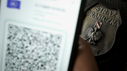 На границе с Польшей разоблачили четырех украинцев с поддельными COVID-сертификатами - 285x160