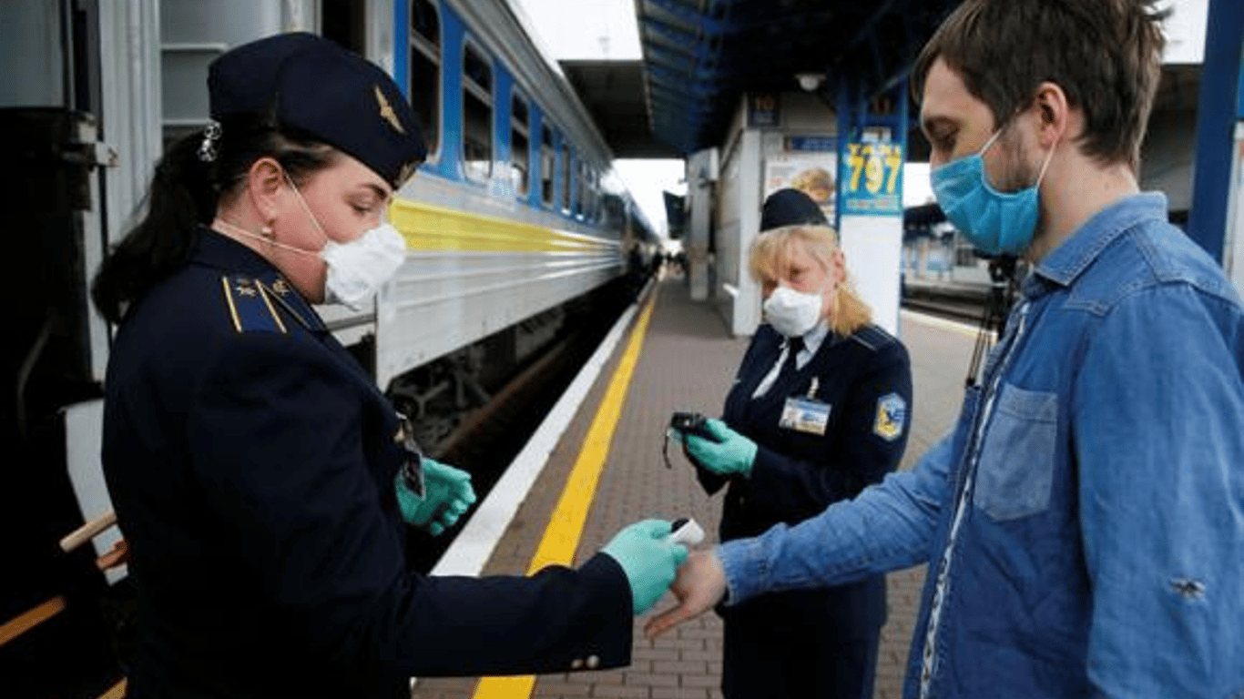 Укрзализныця уже не пустила в поезда 340 человек - новые правила перевозок