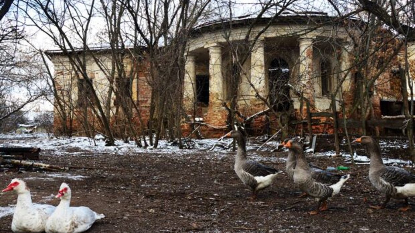 На Харьковщине разрушается дворянская усадьба Тихоцких