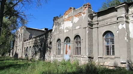 Історія найбагатшої садиби Харківщини в Гиївці, яка перетворилася на пустку. Фото - 285x160