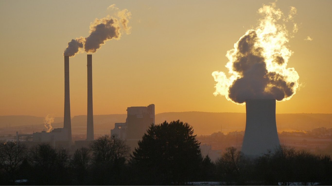 Через можливу холодну зиму у Британії відновлюють роботу вугільні електростанції