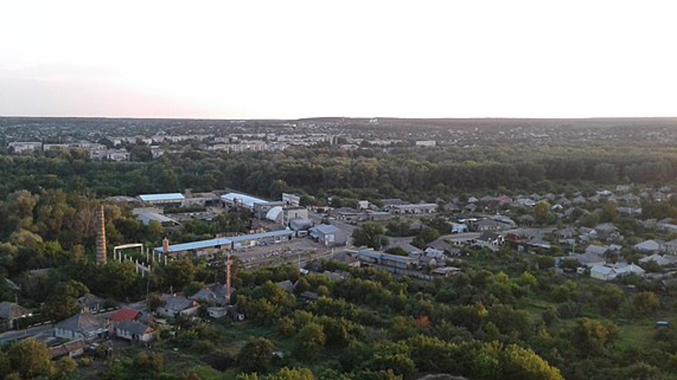 В Луганській області в будівлі під час наради псевдо-мера стався потужний вибух