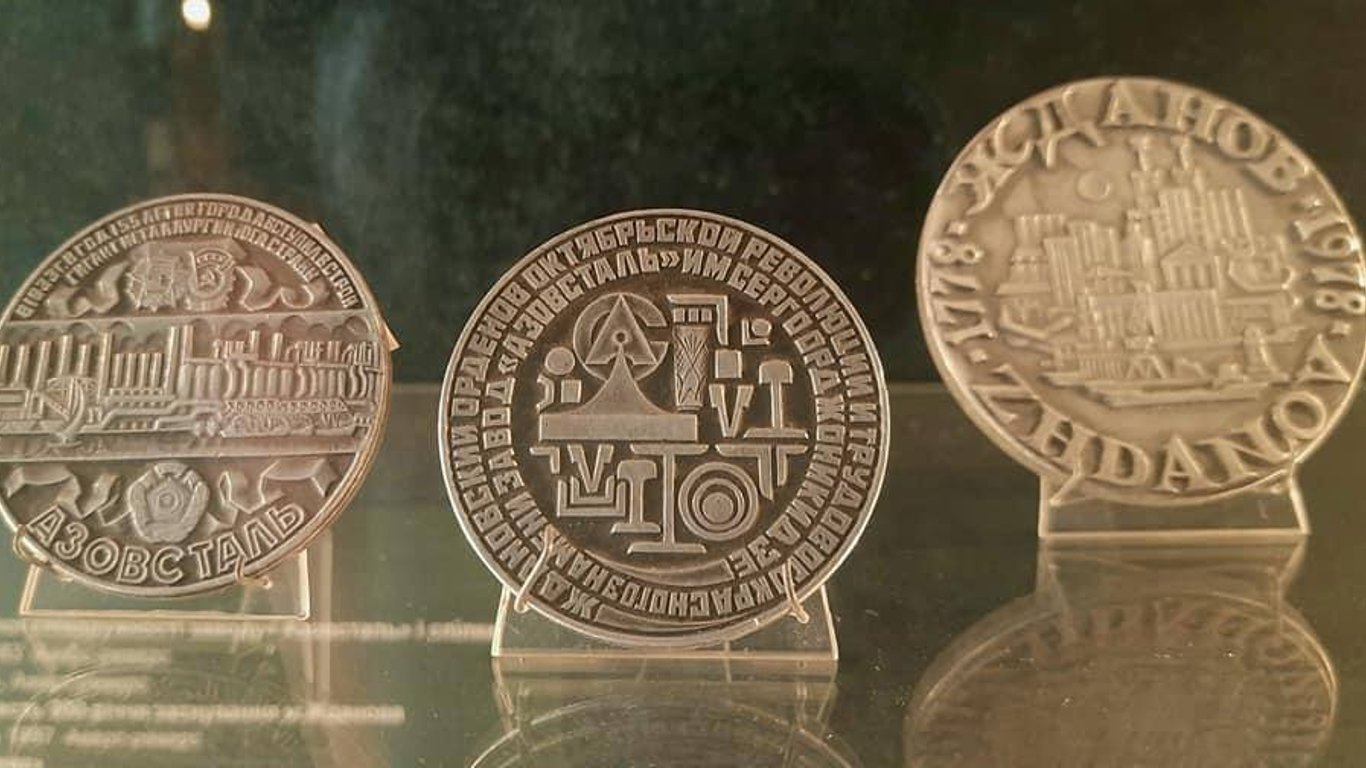 В Мариуполе оккупанты разграбили музей медальерного искусства