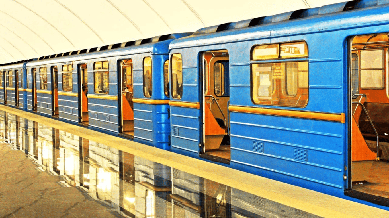У метро Києва в години пік введуть обмеження на вхід