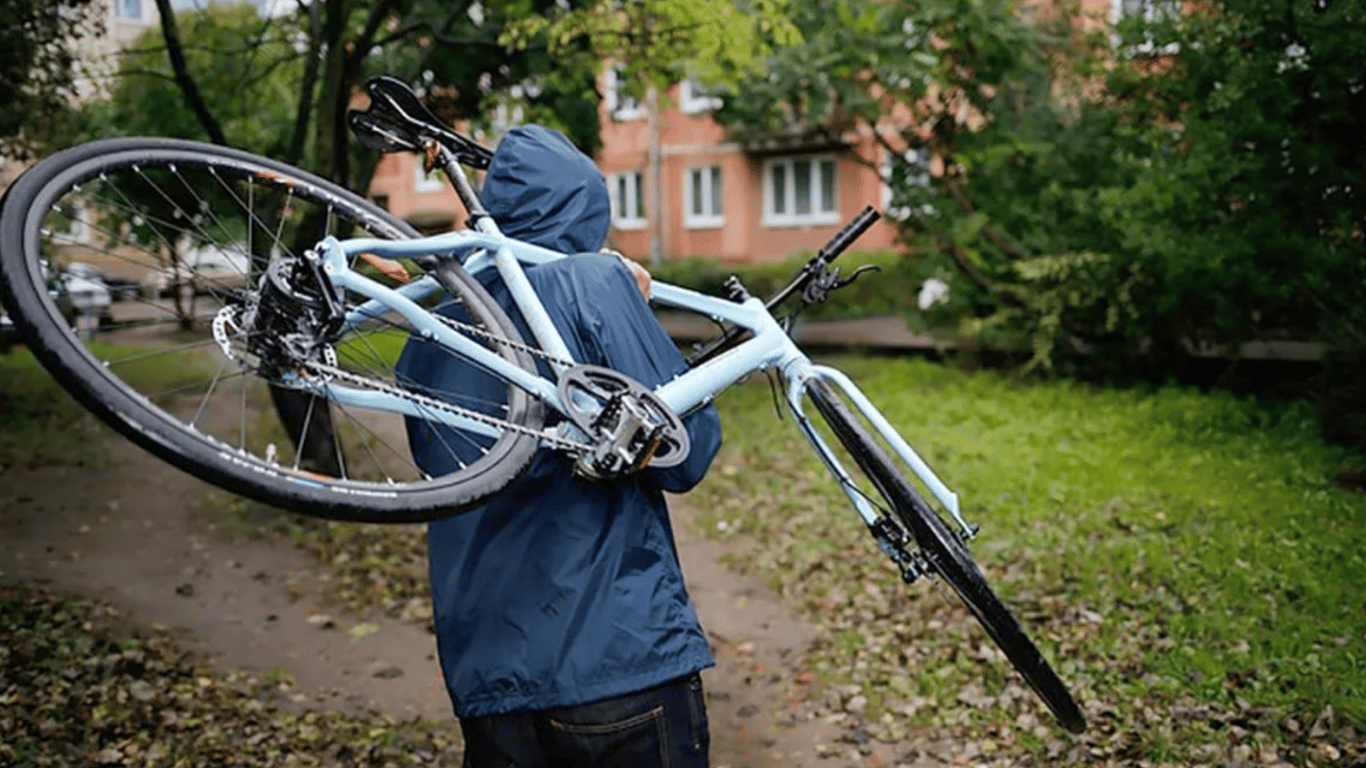 В Одессе мужчина украл велосипед, потому что не хотел долго добираться домой