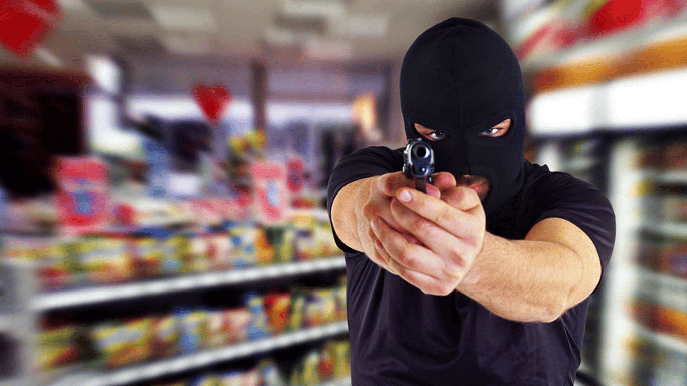 В Одессе с пистолетом пытались ограбить киоск, но в кассе не было денег