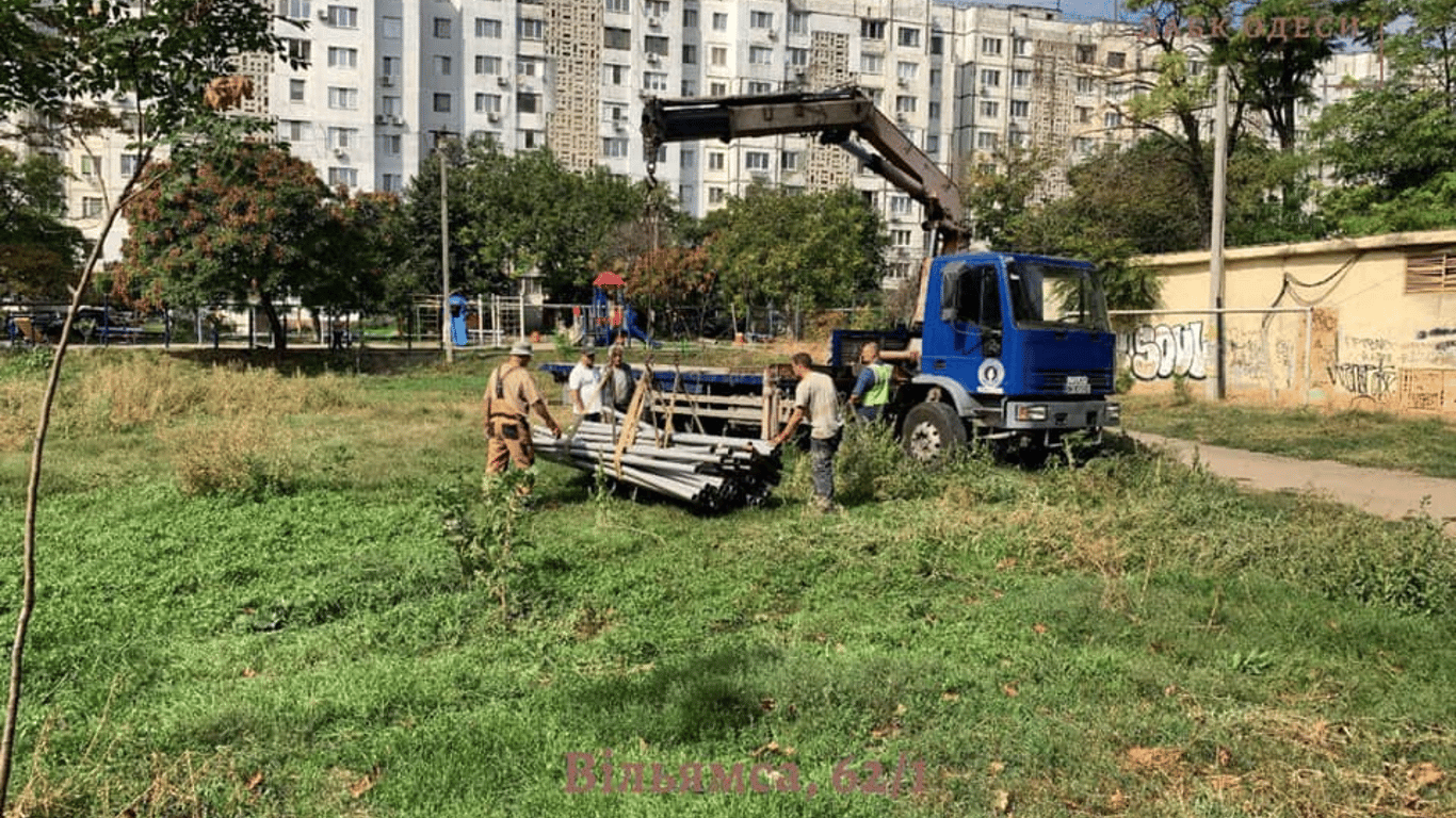 В Одесі знову зупинили спробу забудувати колишнє футбольне поле