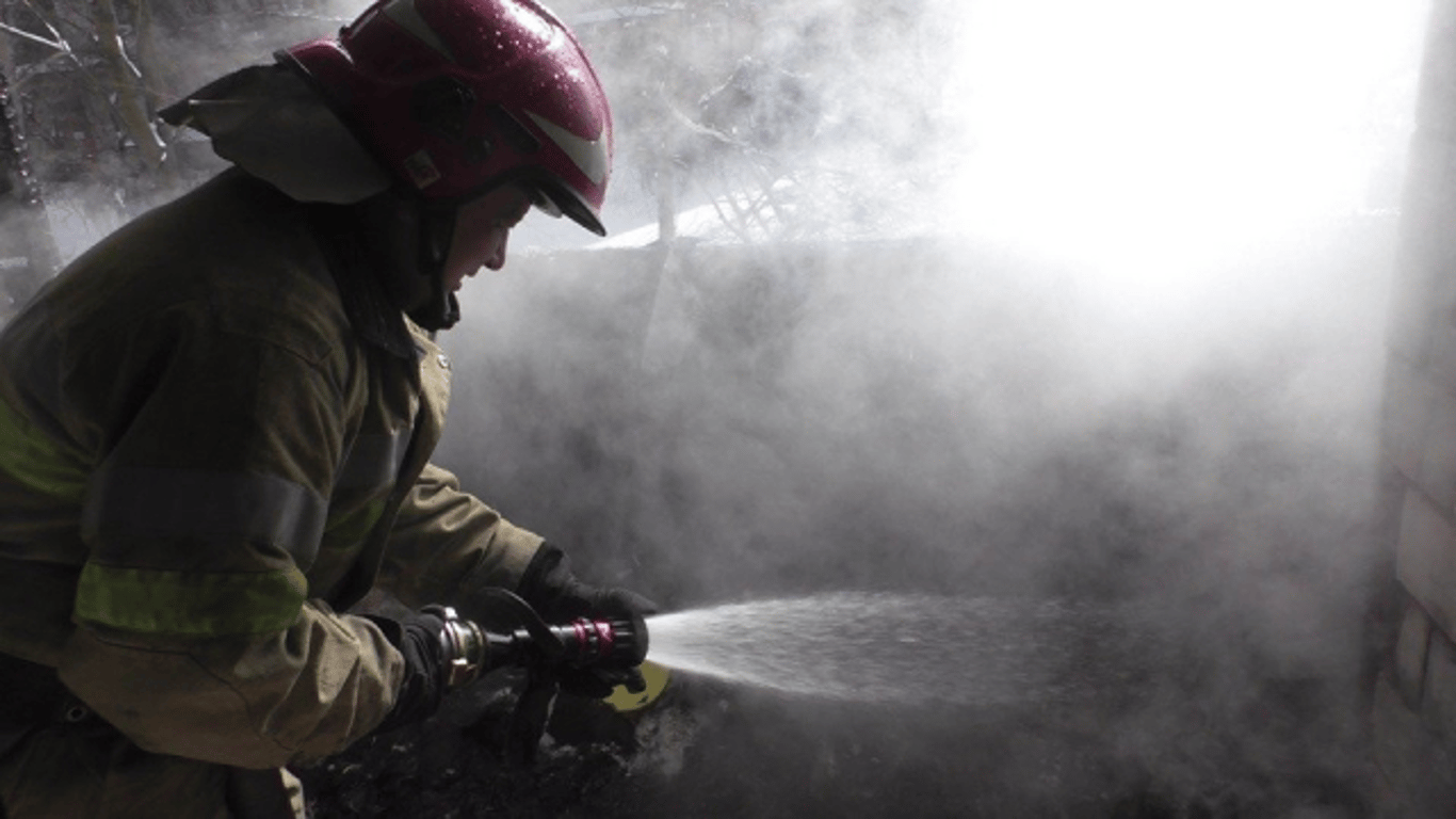 В Одессе вспыхнул пожар в автошколе