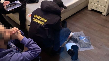 В Одессе задержали парня из Черкасской области с килограммом наркотиков. Фото - 285x160