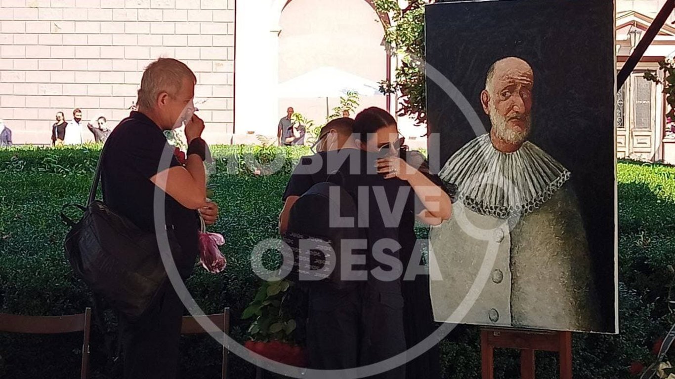 В Одесском художественном музее прощаются с Александром Ройтбурдом