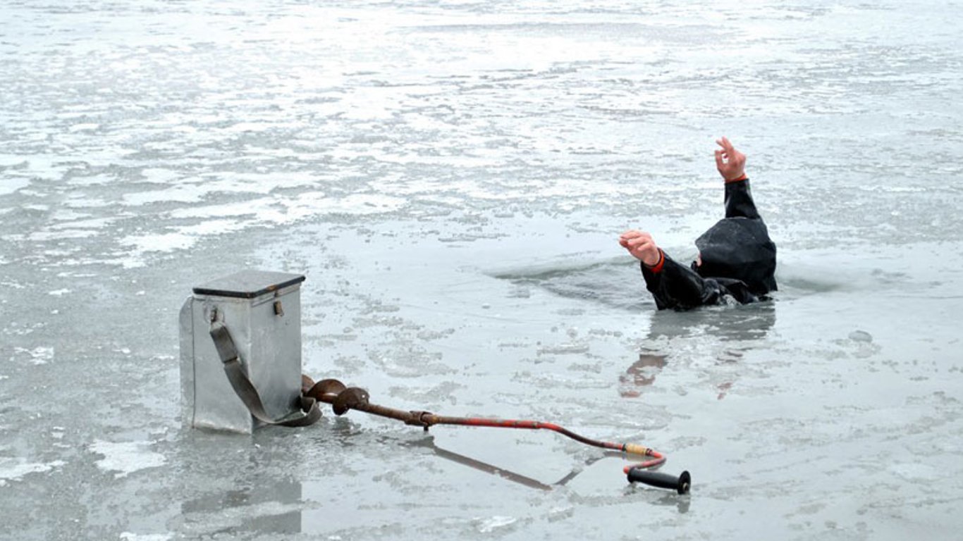 В Одесской области трое детей провалились под лед, пытаясь сделать селфи