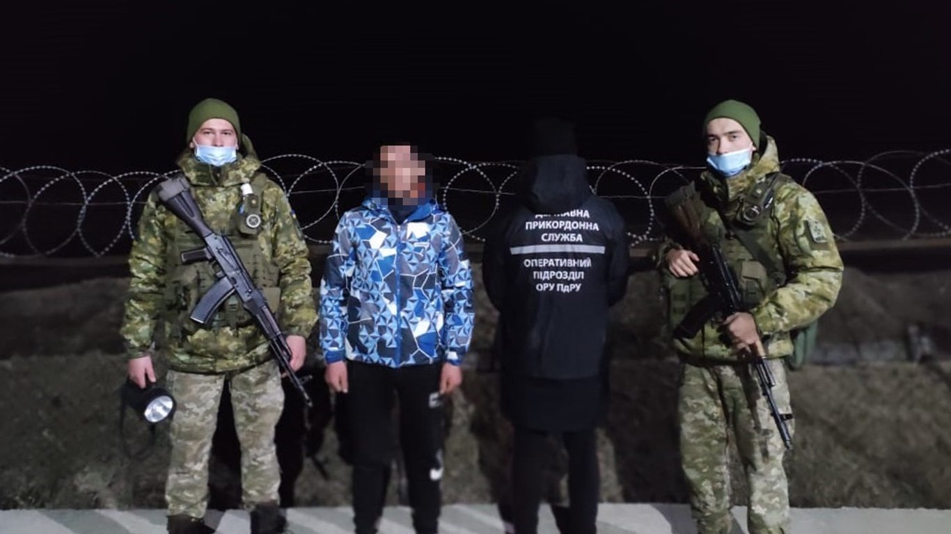 В Одесской области пограничники запретили рецидивисту из Молдовы въезд в Украину до 2048 года