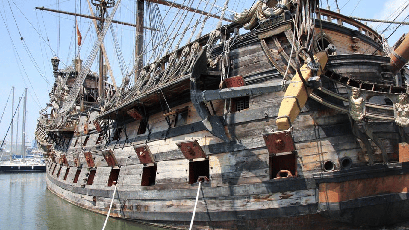 В Одессу закупят деревянные части кораблей разных эпох и культур