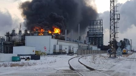 В россии горел нефтеперерабатывающий завод: что известно - 285x160