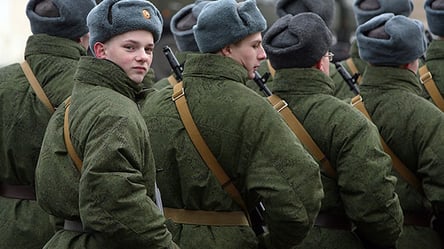 Отямились: в росії матері почали масово "штурумувати" військкомати - СБУ - 285x160