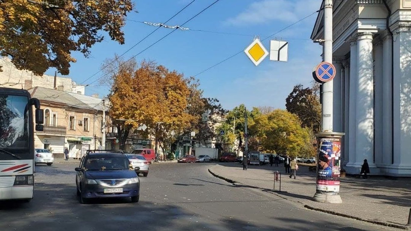 В центрі Одеси ввели нову схему руху автотранспорту