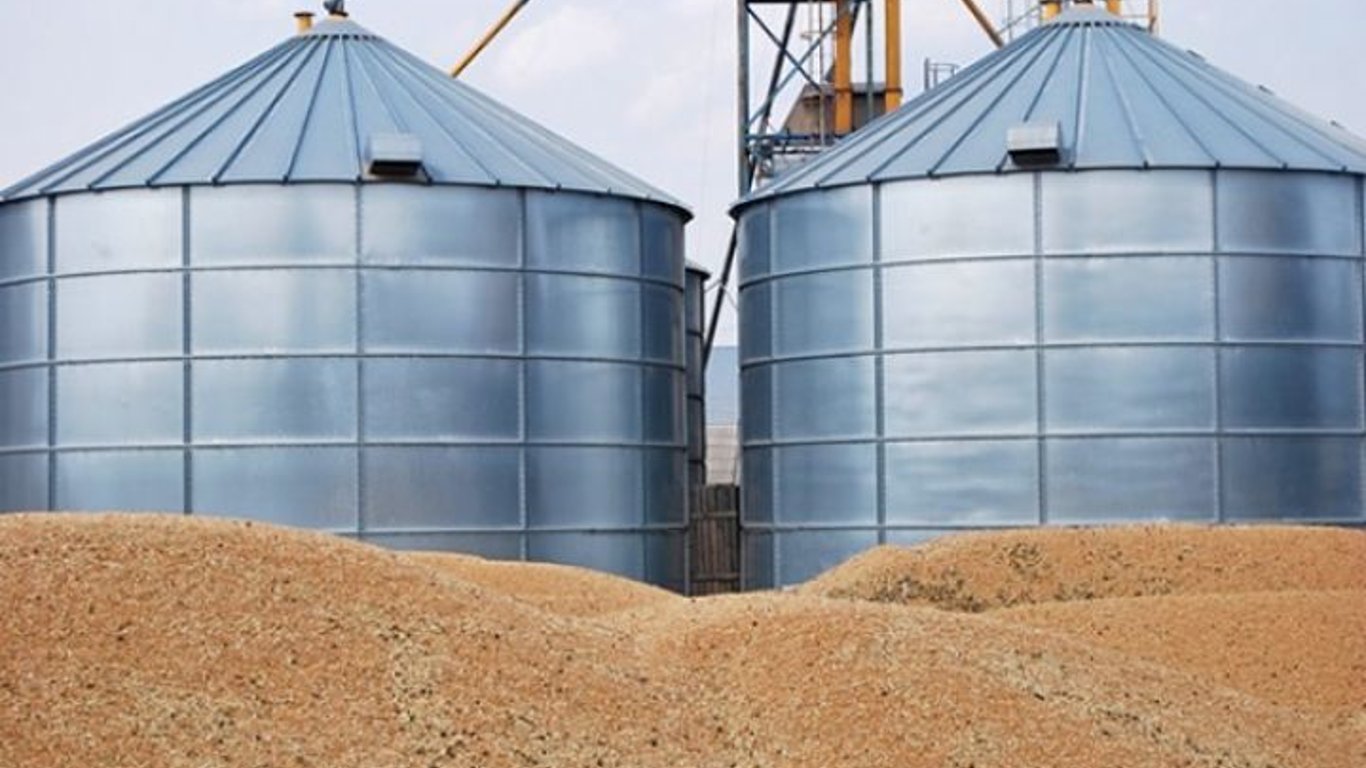 В Украине может возникнуть дефицит емкостей для хранения 13 млн. тонн зерна