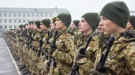 В Украине объявили всеобщую мобилизацию населения - 285x160