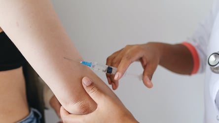 Є всі необхідні вакцини: де в Одесі отримати щеплення від COVID-19 на вихідних - 285x160