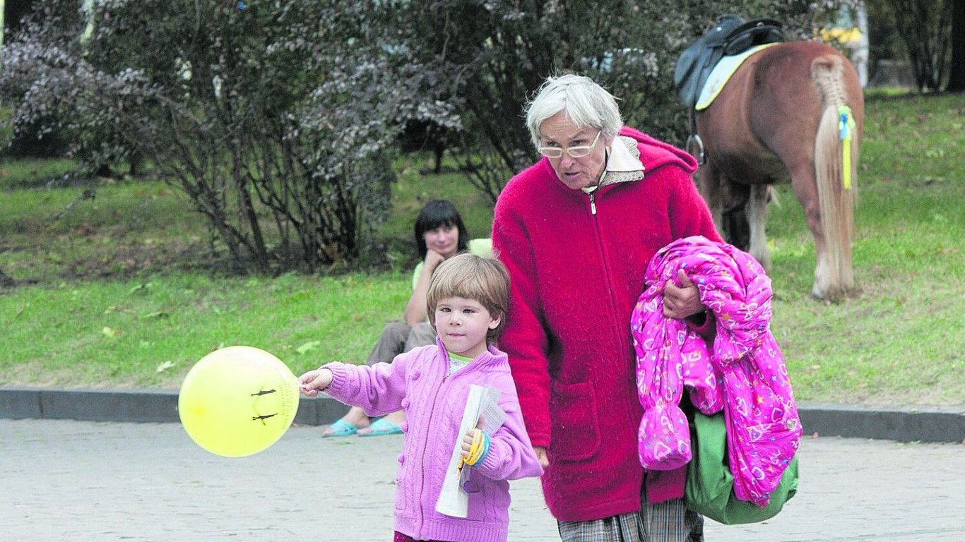 У самой старшей матери Украины хотят отобрать ребенка: что произошло