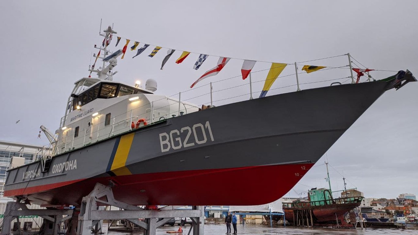 Во Франции спущен на воду первый катер для морской охраны Одесской области