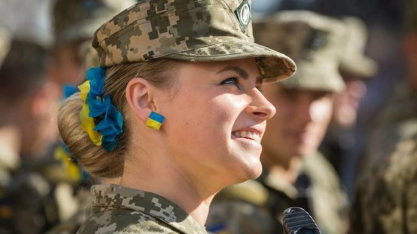 Война в Украине – в Киеве запустят производство военной формы для женщин