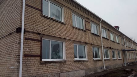 Как выглядит Врубовский лицей на Луганщине после обстрела: эксклюзив - 285x160