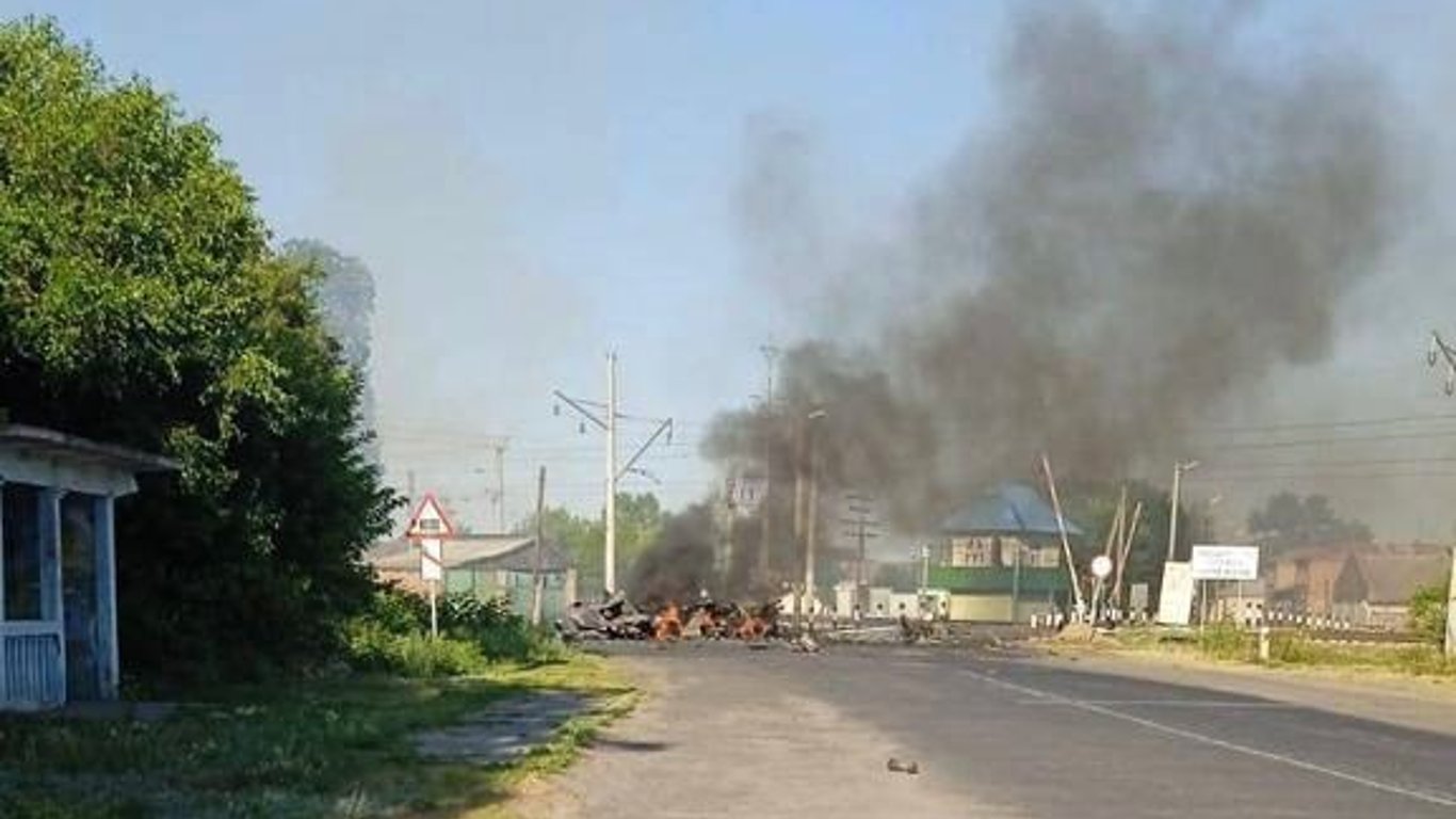 Полтавская область – 20 июня загорелся военный автомобиль с боеприпасами