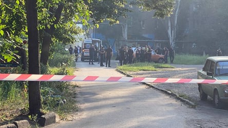 Нашли боевые гранаты: правоохранители провели обыски в квартире 60-летнего подрывника из Кривого Рога - 285x160
