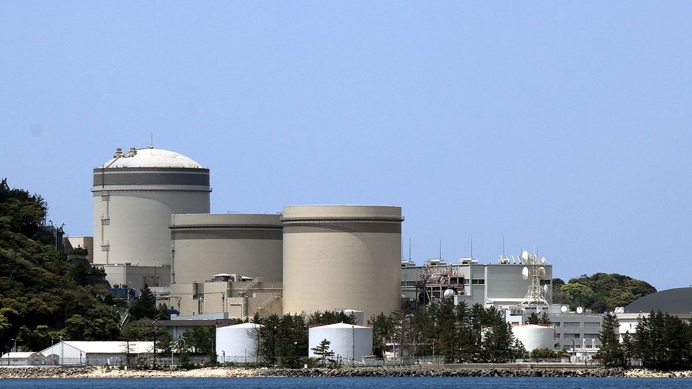 Япония запустит остановленные ранее ядерные реакторы