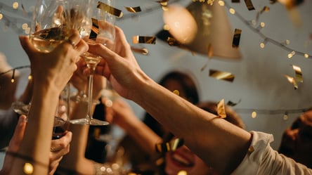 Новый год без шампанского? Хватит ли праздничных напитков украинцам - 285x160