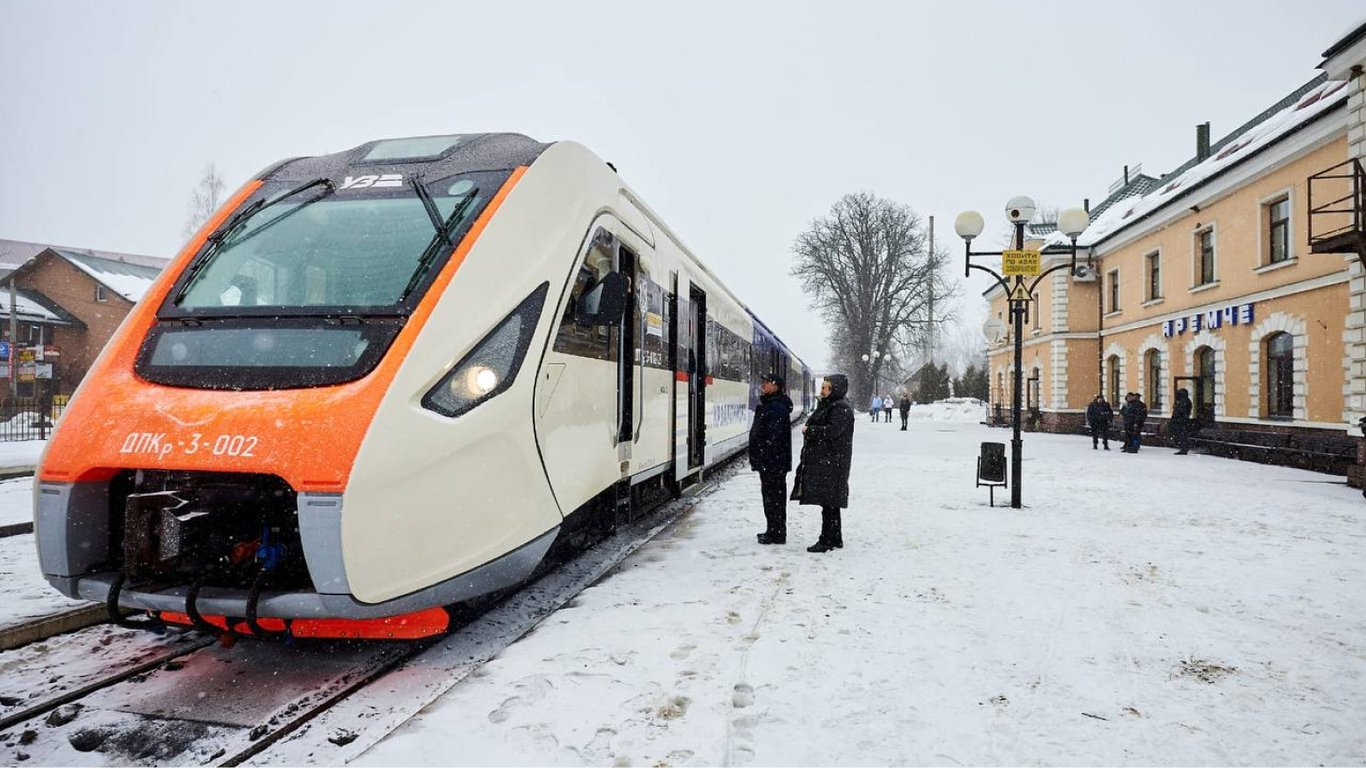На Новый год и Рождество из Львова будет ходить поезд в Буковель
