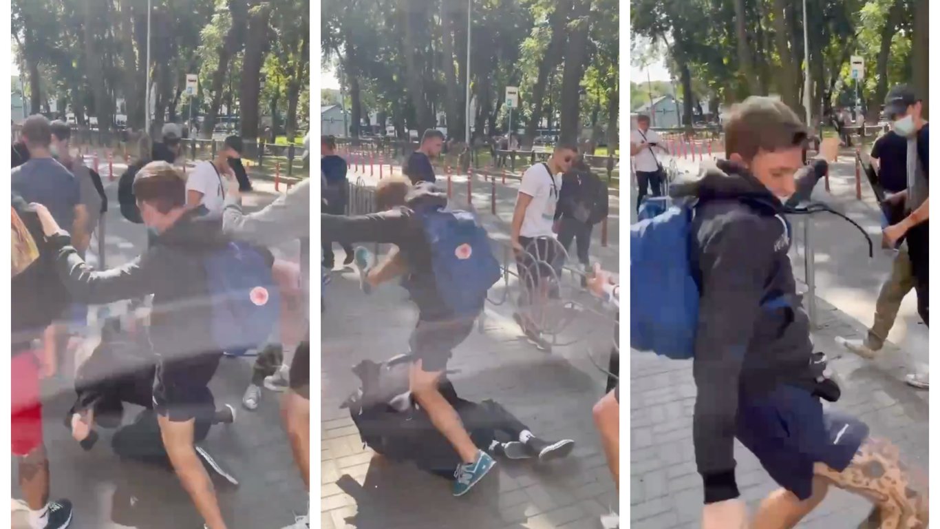 У центрі Києва жорстоко побили журналіста: танцювали на спині та голові - відео