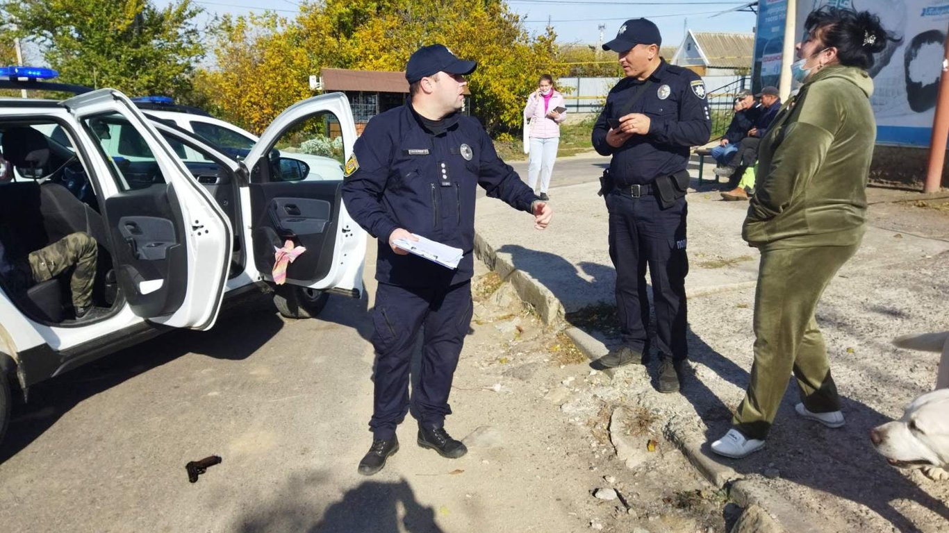 В Одеській області затримали одесита, який перебуваючи в стані алкогольного сп'яніння погрожував пістолетом