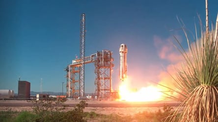 Компанія Ілона Маска SpaceX відправить космічних туристів на три дні на орбіту Землі: відома дата - 285x160