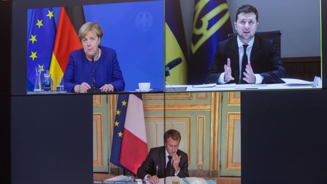 Зеленский, Меркель и Макрон обсудили "нормандский формат"