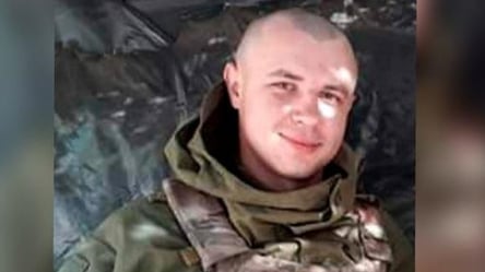 Взорвал мост, чтобы остановить танки врага: Зеленский присвоил звание Героя Украины Виталию Скакуну - 285x160