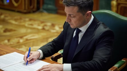 Зеленський ввів у дію санкції проти каналів "Перший незалежний" і "UkrLive" - 285x160