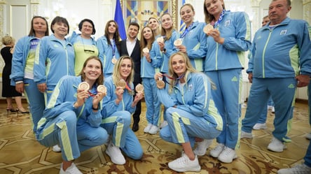 Зеленский наградил харьковских синхронисток за историческое достижение на Олимпиаде. Фото - 285x160