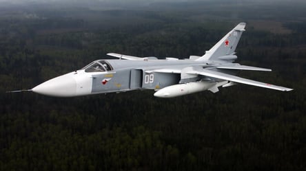 Одеські зенітники знищили в небі над Херсонщиною  російський бомбардувальник - 285x160