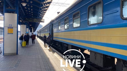 Сльози та прохання: залізничний вокзал Києва став місцем розбитих сердець через COVID -19 - 285x160